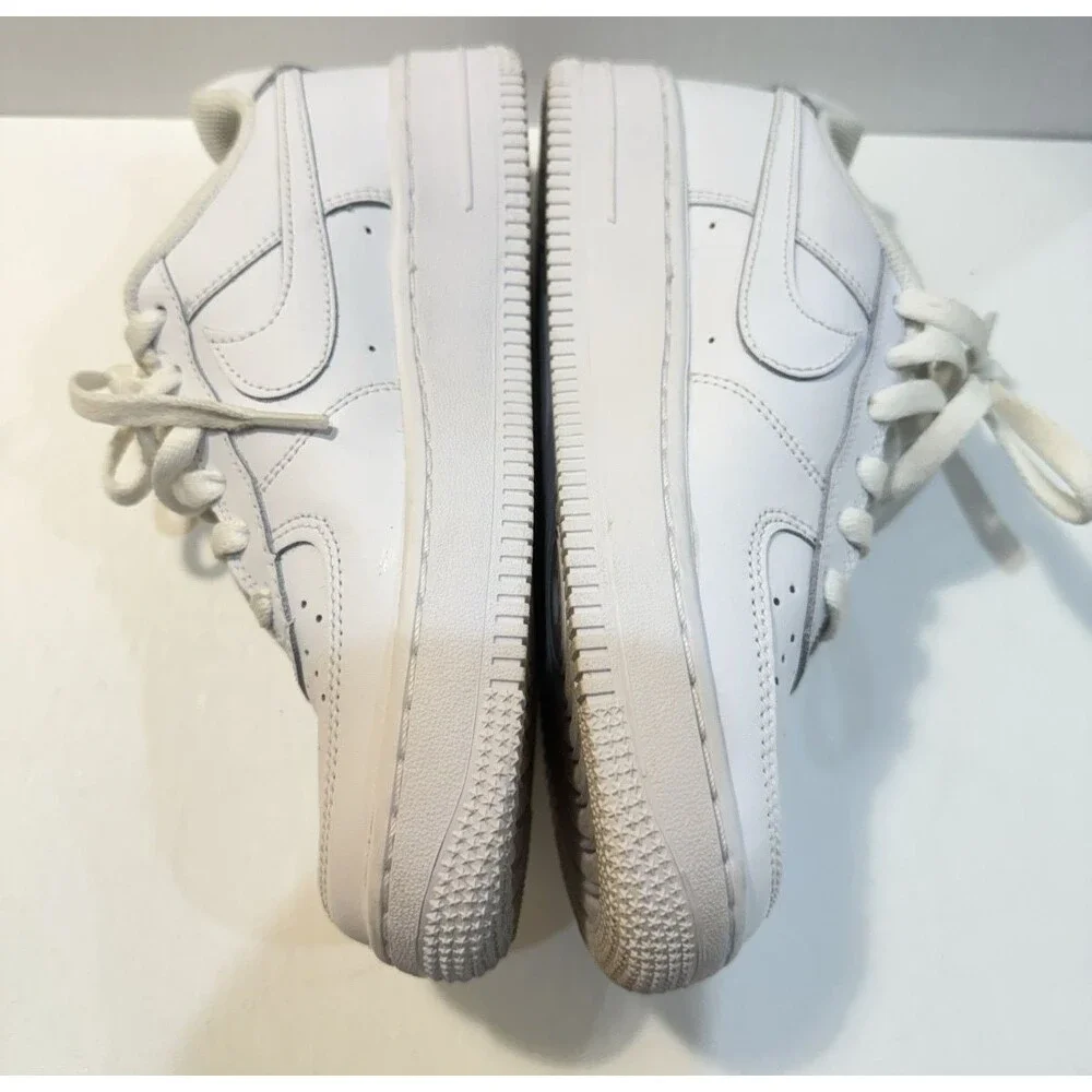 Nike Air Force 1 LE GS Size Youth 4.5Y Triple White DH2920-111 Sneakers Shoes